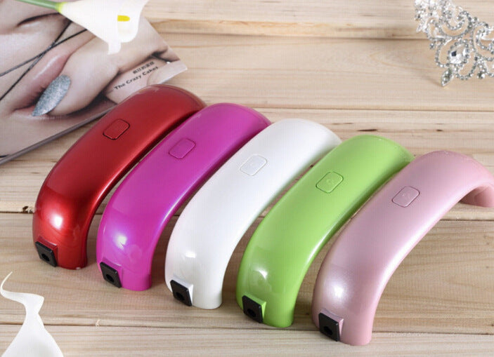 9W Mini USB LED UV lamp for Curing gel nails! Perfect size to keep handy or even out on your nail desk. Perfect for polygel!