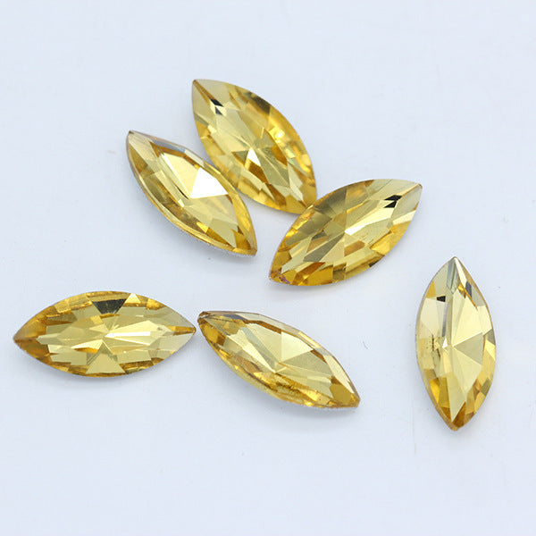 Horse Eye Crystal Pointed Glass Silver Bottom Loose Diamond