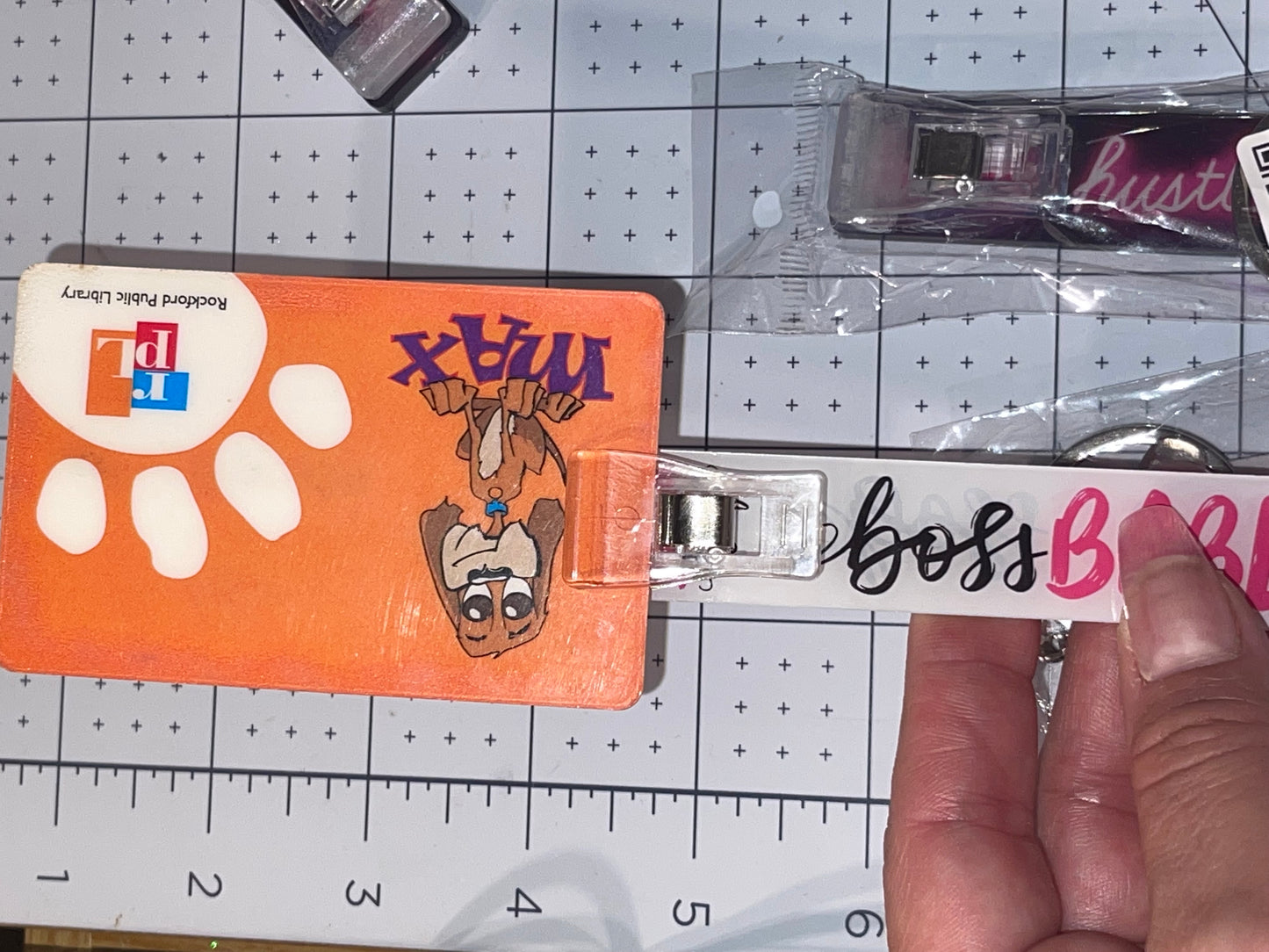 Long Nail keychain “card grabber”